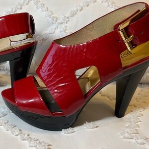 Michael Kors Joselle Platform Sandals Red Patent leather Finish SIZE 7